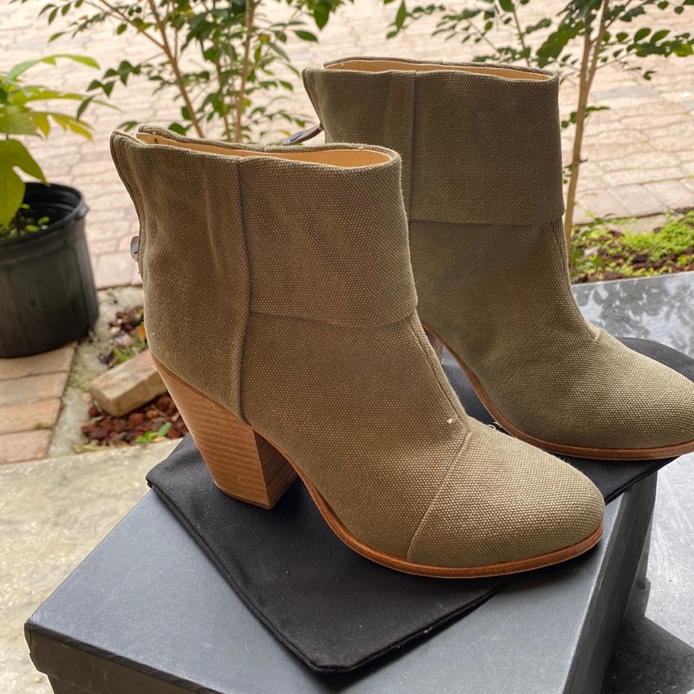 Rag&Bone Sage color ankle boots size 40 (US10) brand new